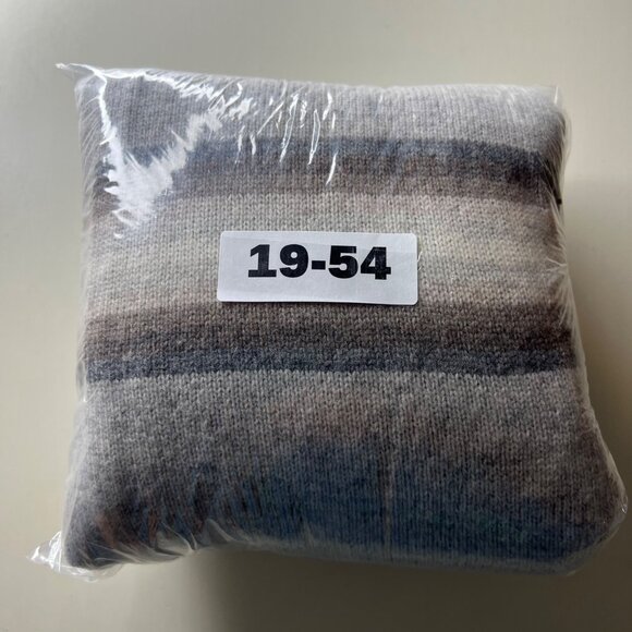 Gap Striped Gray Cardigan Sweater size M - Picture 10 of 10